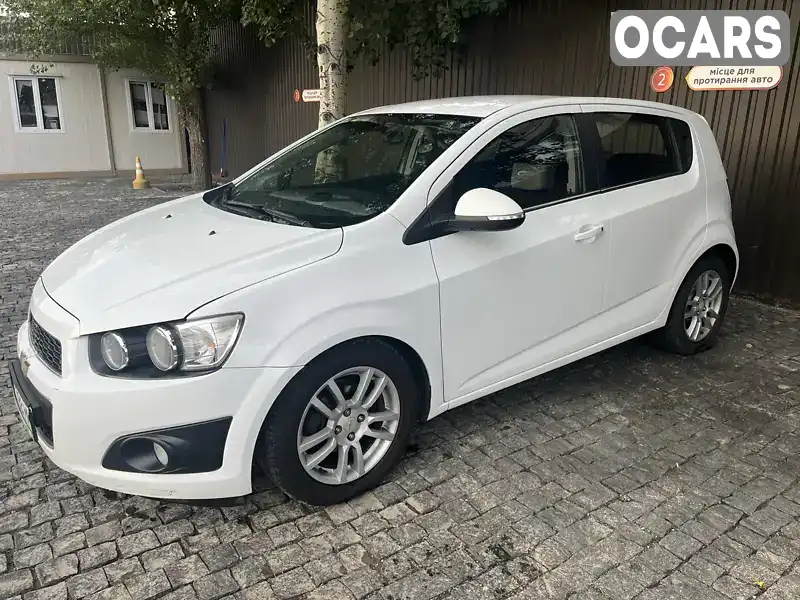 Хетчбек Chevrolet Aveo 2014 1.4 л. Автомат обл. Київська, Софіївська Борщагівка - Фото 1/13