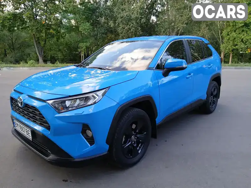 Позашляховик / Кросовер Toyota RAV4 2021 1.99 л. Варіатор обл. Сумська, Липова Долина - Фото 1/21