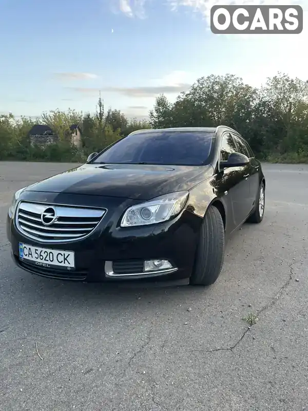 Универсал Opel Insignia 2011 2 л. Автомат обл. Черкасская, Умань - Фото 1/21