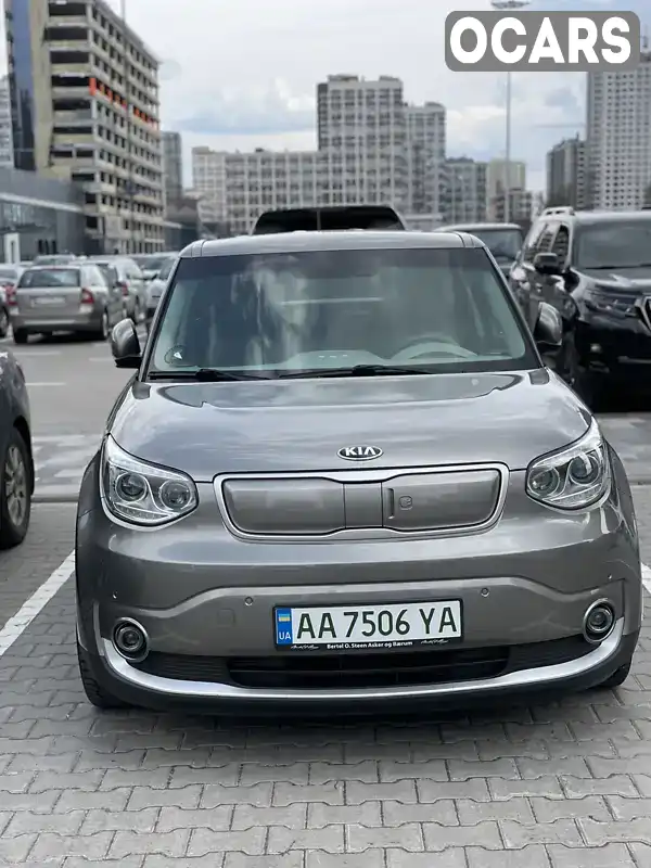 Позашляховик / Кросовер Kia Soul 2017 null_content л. Автомат обл. Київська, Київ - Фото 1/22