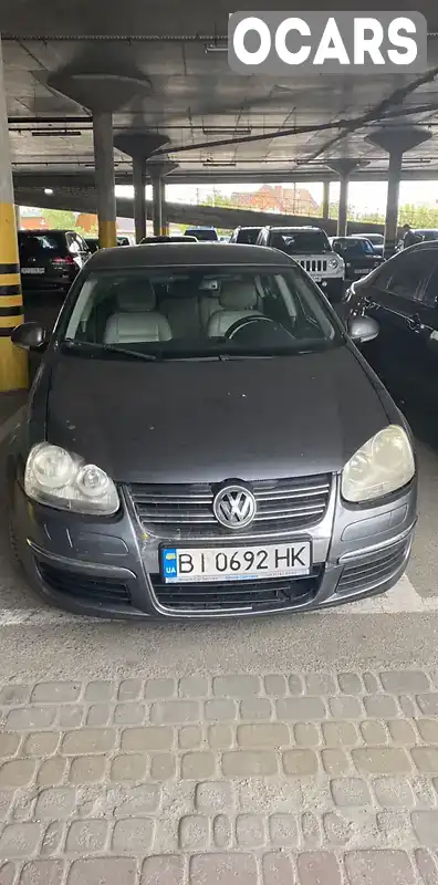 Седан Volkswagen Jetta 2005 1.6 л. Автомат обл. Полтавська, Полтава - Фото 1/9