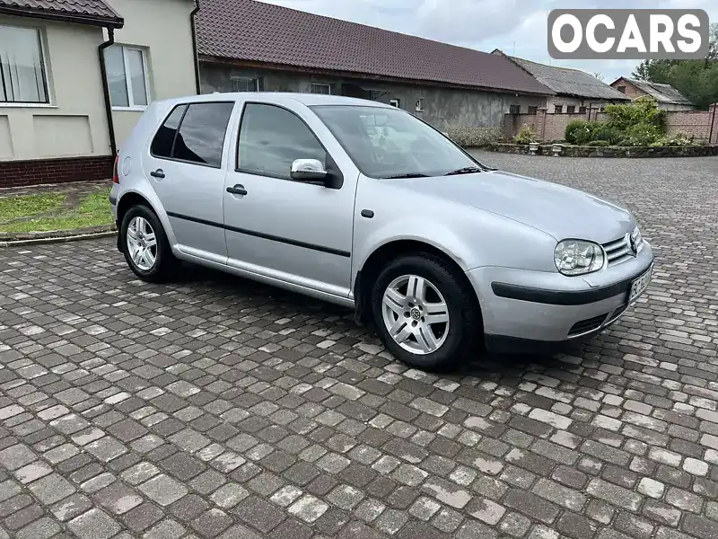 Хетчбек Volkswagen Golf 2002 1.6 л. Ручна / Механіка обл. Львівська, Старий Самбір - Фото 1/13