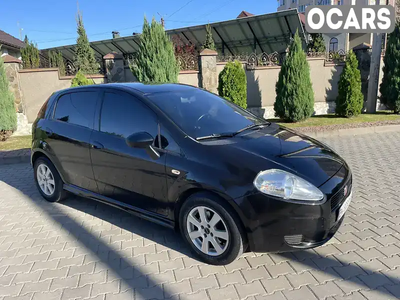 Хетчбек Fiat Punto 2010 1.3 л. Ручна / Механіка обл. Рівненська, Рівне - Фото 1/21