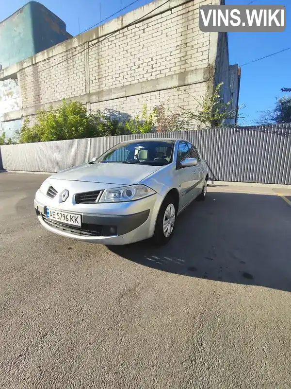 Седан Renault Megane 2006 1.6 л. Ручна / Механіка обл. Дніпропетровська, Дніпро (Дніпропетровськ) - Фото 1/14