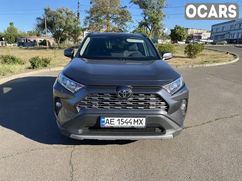 Позашляховик / Кросовер Toyota RAV4 2020 1.99 л. Варіатор обл. Дніпропетровська, Кривий Ріг - Фото 1/21