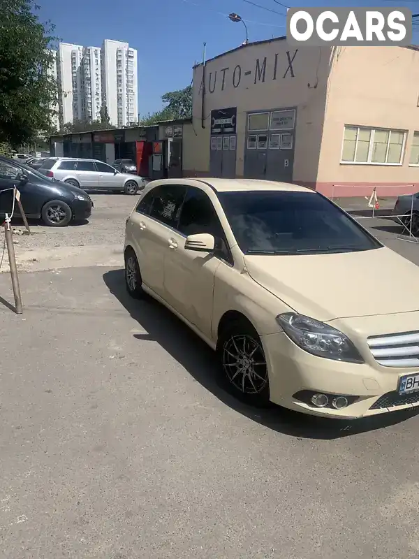 WDD2462001J189484 Mercedes-Benz B-Class 2013 Хетчбек 1.8 л. Фото 4