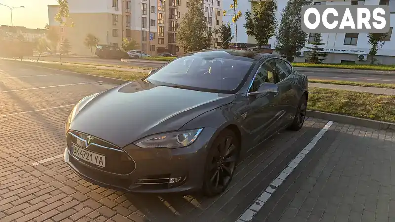 Ліфтбек Tesla Model S 2013 null_content л. Автомат обл. Рівненська, Рівне - Фото 1/21