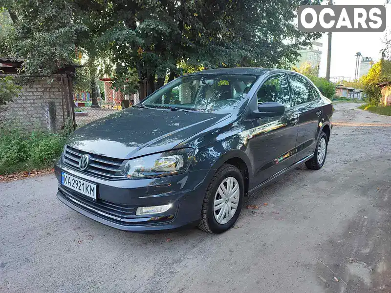 Седан Volkswagen Polo 2017 1.6 л. Ручна / Механіка обл. Житомирська, Бердичів - Фото 1/21