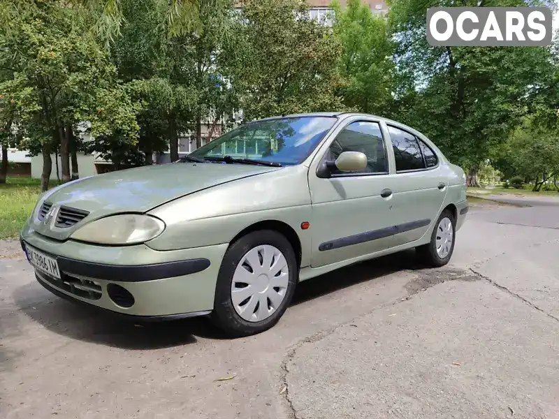 Седан Renault Megane 2002 1.6 л. Ручна / Механіка обл. Рівненська, Вараш (Кузнецовськ) - Фото 1/10