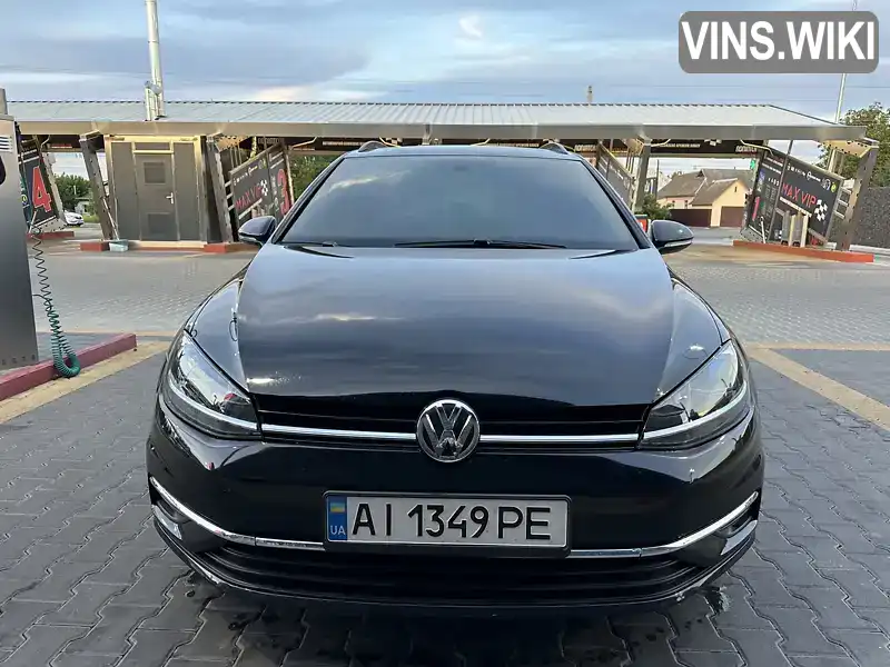 3VWD17AU8JM755756 Volkswagen Golf 2017 Универсал 1.8 л. Фото 3