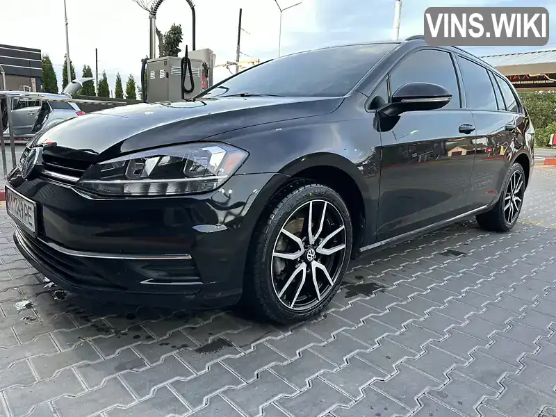 3VWD17AU8JM755756 Volkswagen Golf 2017 Универсал 1.8 л. Фото 4