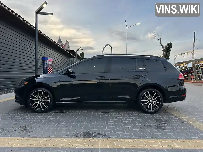 3VWD17AU8JM755756 Volkswagen Golf 2017 Универсал 1.8 л. Фото 5