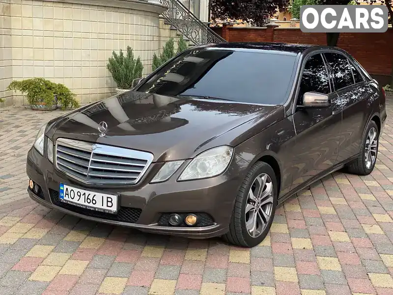 Седан Mercedes-Benz E-Class 2011 2.14 л. Автомат обл. Закарпатська, Мукачево - Фото 1/21