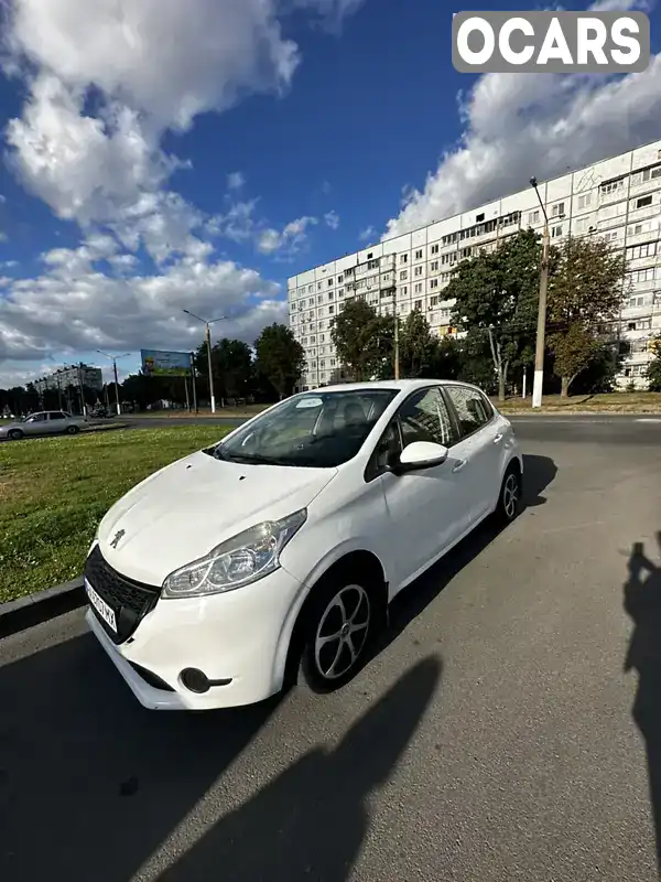 VF3CCZMZ0DT049331 Peugeot 208 2013 Хетчбек 1 л. Фото 2