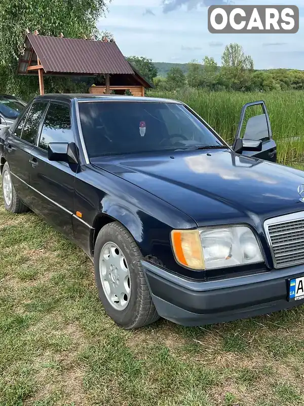 Седан Mercedes-Benz E-Class 1994 2 л. Ручна / Механіка обл. Закарпатська, Виноградів - Фото 1/9