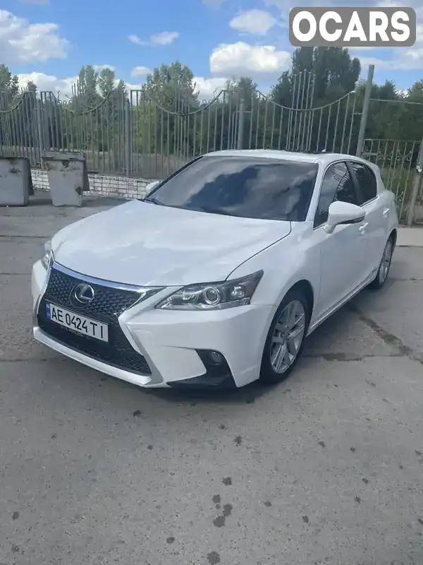 Хетчбек Lexus CT 2016 1.8 л. Варіатор обл. Дніпропетровська, Дніпро (Дніпропетровськ) - Фото 1/14