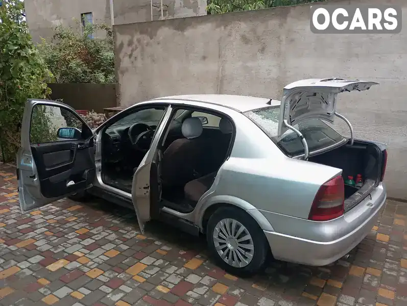 Седан Opel Astra 2002 2 л. Ручна / Механіка обл. Одеська, Білгород-Дністровський - Фото 1/14