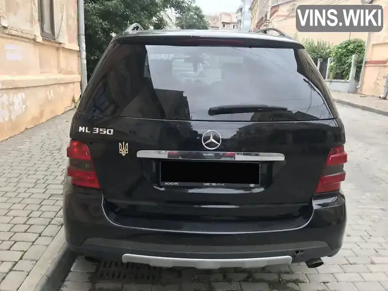 Позашляховик / Кросовер Mercedes-Benz M-Class 2005 3.5 л. Автомат обл. Чернівецька, Чернівці - Фото 1/6