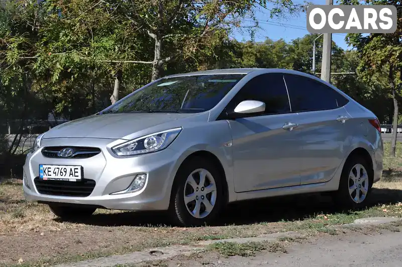 Седан Hyundai Accent 2013 1.4 л. Ручна / Механіка обл. Дніпропетровська, Дніпро (Дніпропетровськ) - Фото 1/21