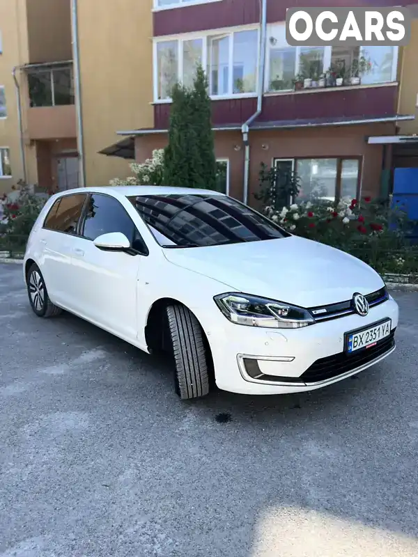 Хэтчбек Volkswagen e-Golf 2017 null_content л. Вариатор обл. Хмельницкая, Каменец-Подольский - Фото 1/21