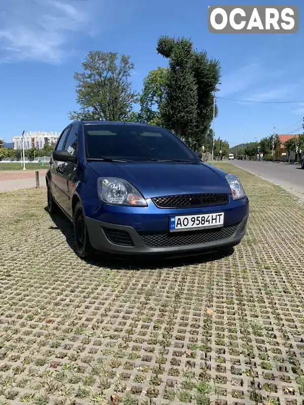 Хетчбек Ford Fiesta 2008 1.4 л. Ручна / Механіка обл. Закарпатська, Мукачево - Фото 1/20