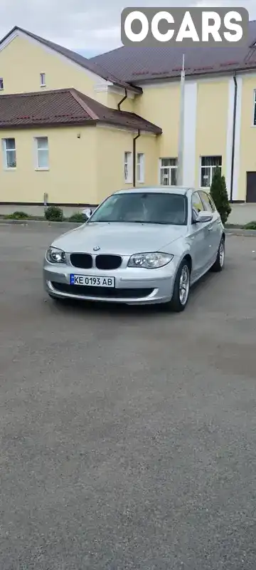 Хэтчбек BMW 1 Series 2010 2 л. Ручная / Механика обл. Днепропетровская, Синельниково - Фото 1/12