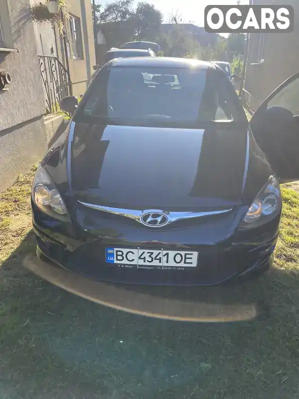 Хетчбек Hyundai i30 2010 1.58 л. Ручна / Механіка обл. Львівська, Львів - Фото 1/11