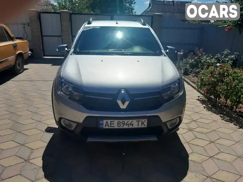 Хэтчбек Renault Sandero 2017 1.46 л. Ручная / Механика обл. Днепропетровская, Покровское - Фото 1/15