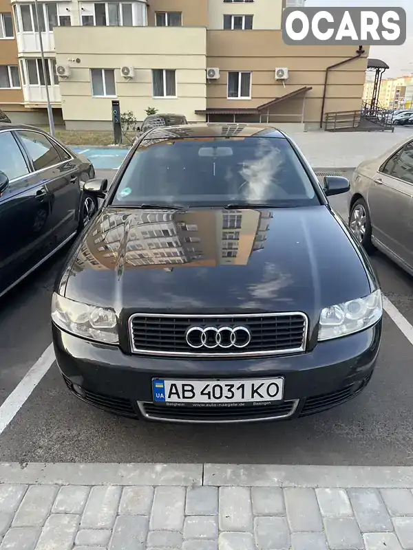 Седан Audi A4 2004 1.6 л. Ручна / Механіка обл. Вінницька, Бершадь - Фото 1/13