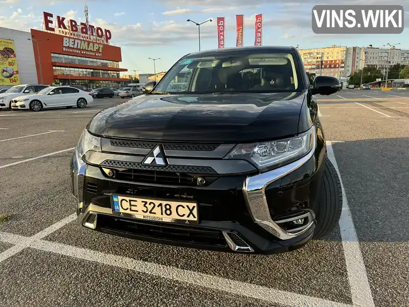 Позашляховик / Кросовер Mitsubishi Outlander 2018 2.4 л. Варіатор обл. Чернівецька, Чернівці - Фото 1/21