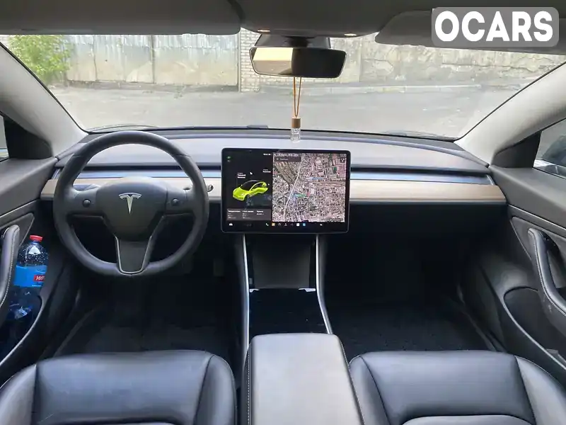 5YJ3E1EA5LF658117 Tesla Model 3 2020 Седан  Фото 2