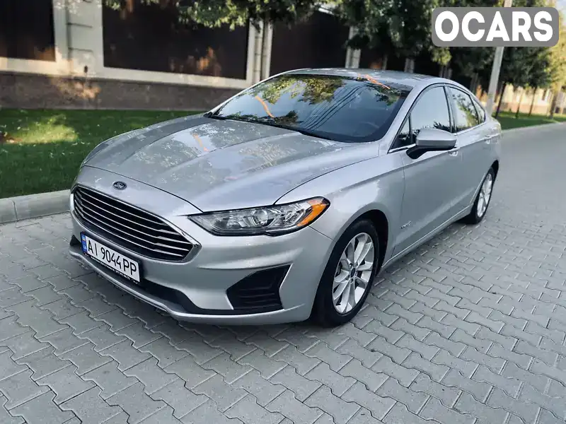 Седан Ford Fusion 2019 2 л. Автомат обл. Київська, Буча - Фото 1/21