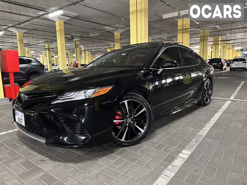 Седан Toyota Camry 2018 3.46 л. Автомат обл. Київська, Київ - Фото 1/21