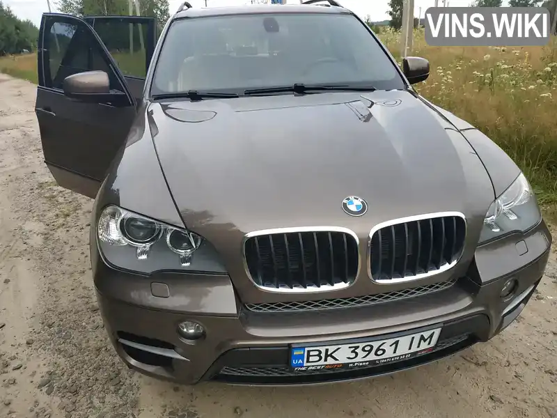 Позашляховик / Кросовер BMW X5 2013 2.98 л. Автомат обл. Рівненська, Вараш (Кузнецовськ) - Фото 1/21