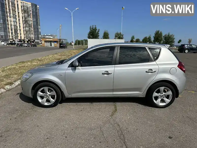 Хетчбек Kia Ceed 2007 1.98 л. Ручна / Механіка обл. Черкаська, Черкаси - Фото 1/21