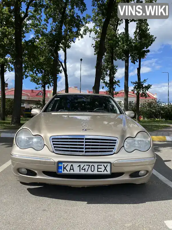 Седан Mercedes-Benz C-Class 2001 2 л. Автомат обл. Київська, Київ - Фото 1/21