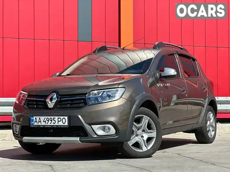 Хэтчбек Renault Sandero 2017 1.46 л. Ручная / Механика обл. Киевская, Киев - Фото 1/21