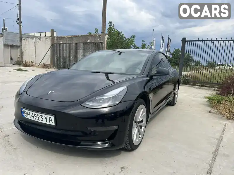 5YJ3E1EB5NF180924 Tesla Model 3 2022 Седан  Фото 1