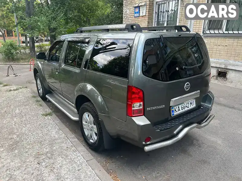 Позашляховик / Кросовер Nissan Pathfinder 2006 2.49 л. Автомат обл. Київська, Київ - Фото 1/13