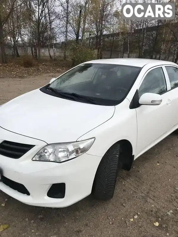 Седан Toyota Corolla 2011 1.6 л. Ручна / Механіка обл. Миколаївська, Первомайськ - Фото 1/11