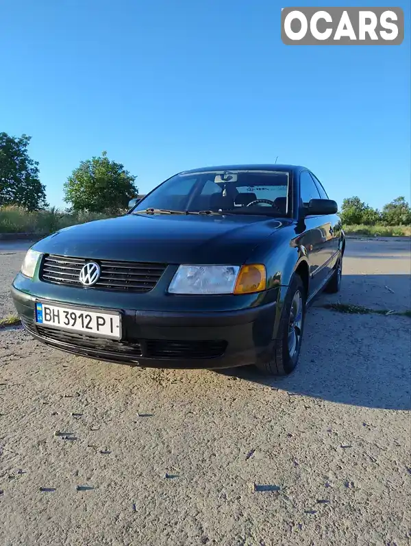 Седан Volkswagen Passat 1997 1.6 л. Ручна / Механіка обл. Одеська, Кодима - Фото 1/14