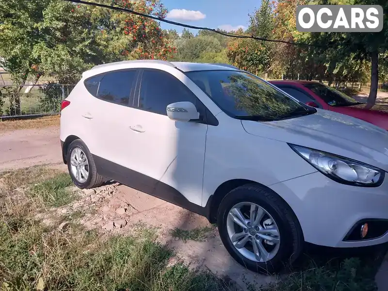 Позашляховик / Кросовер Hyundai ix35 2013 2 л. Ручна / Механіка обл. Чернігівська, Ніжин - Фото 1/21