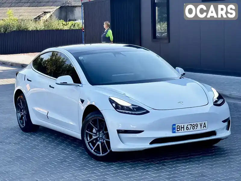 5YJ3E1EAXLF660459 Tesla Model 3 2020 Седан  Фото 1