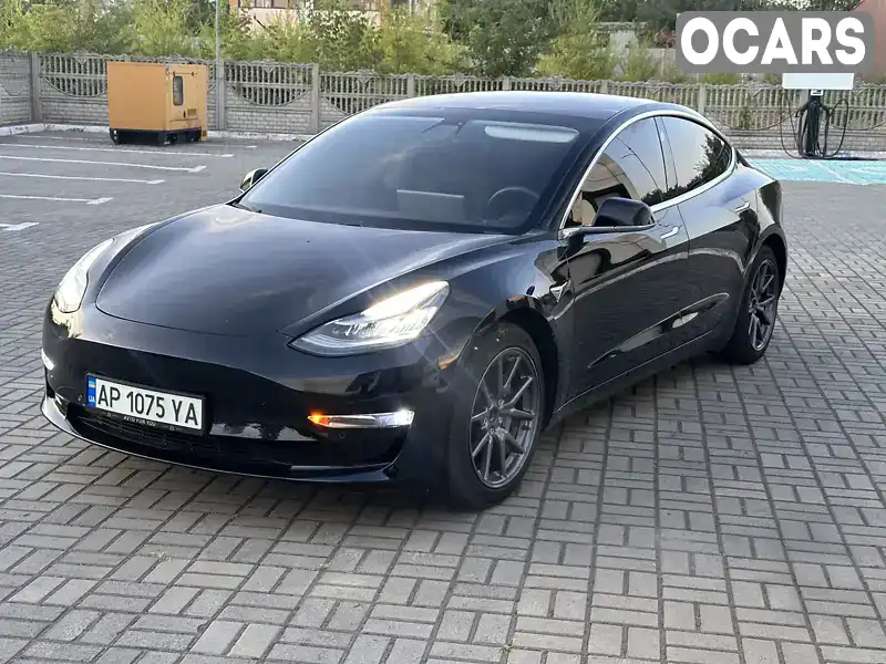 Седан Tesla Model 3 2020 null_content л. обл. Запорізька, Запоріжжя - Фото 1/10