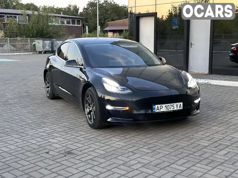 5YJ3E1EA2LF805574 Tesla Model 3 2020 Седан  Фото 3