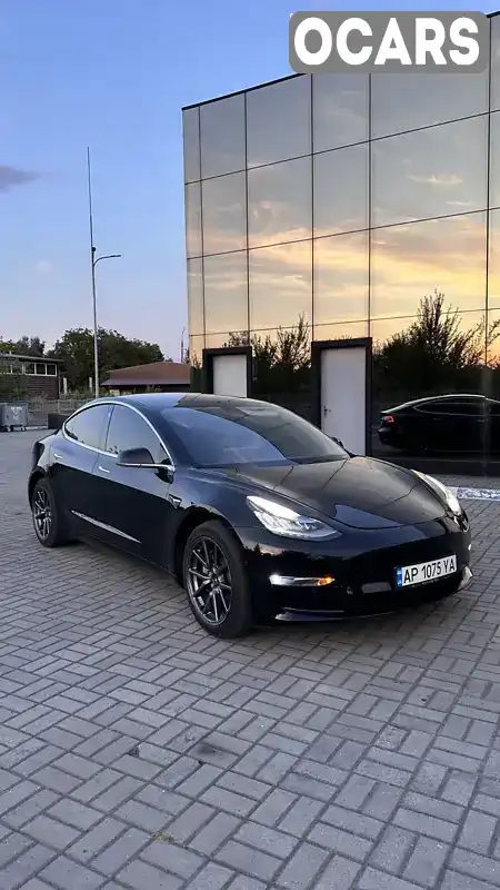 5YJ3E1EA2LF805574 Tesla Model 3 2020 Седан  Фото 4