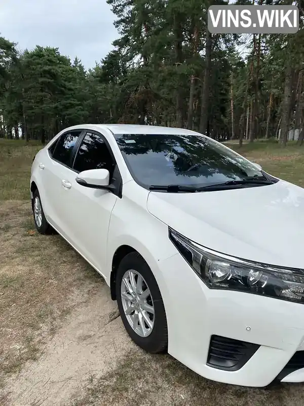 Седан Toyota Corolla 2014 1.6 л. Автомат обл. Сумская, Сумы - Фото 1/21