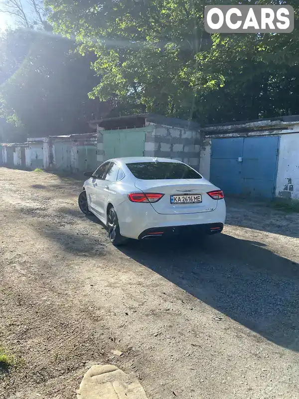 Седан Chrysler 200 2015 2.4 л. Автомат обл. Житомирська, Звягель - Фото 1/21