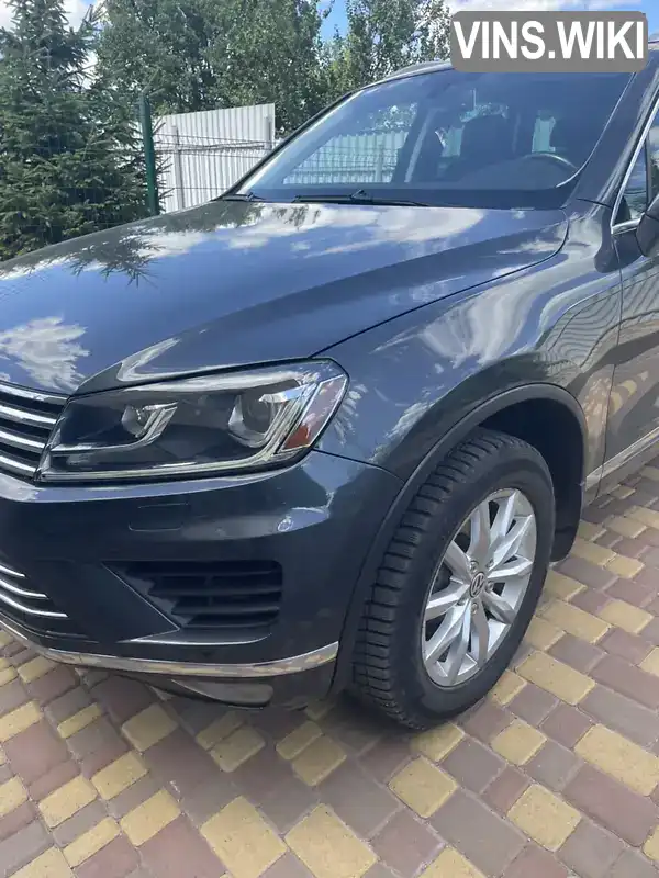 Внедорожник / Кроссовер Volkswagen Touareg 2015 3.6 л. Автомат обл. Кировоградская, Кропивницкий (Кировоград) - Фото 1/7