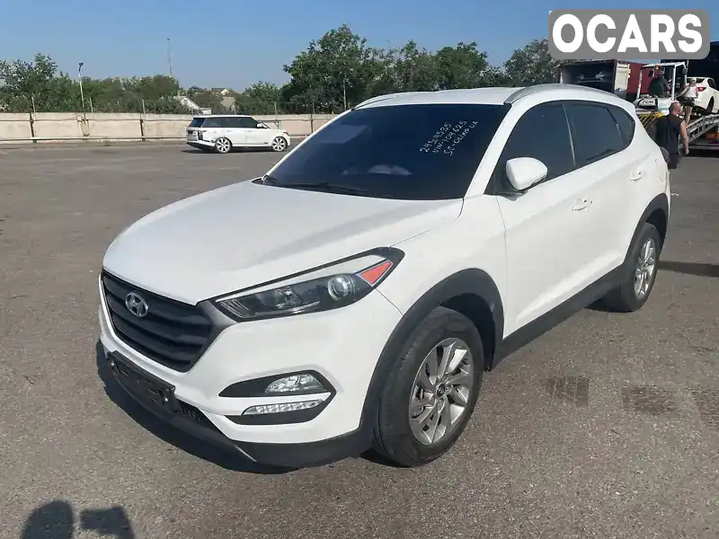 Внедорожник / Кроссовер Hyundai Tucson 2015 2 л. Автомат обл. Винницкая, Тульчин - Фото 1/13